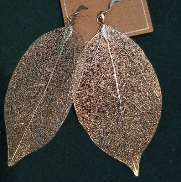 Jewelry - Gold Leaf Long Earrings